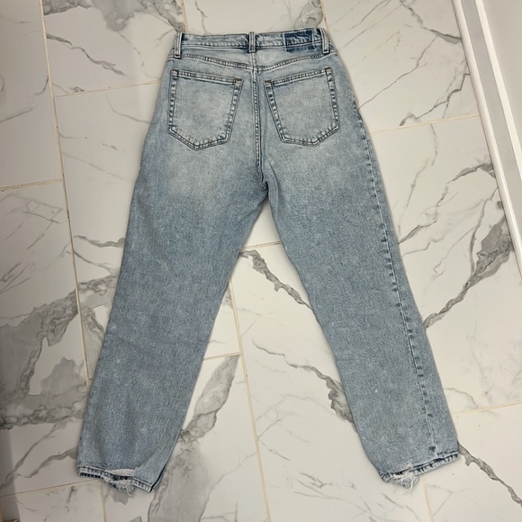 Abercrombie & Fitch Ultra High Rise Straight - Curve Love Jeans 28/6R - Picture 2 of 7